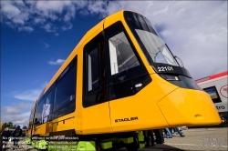 Viennaslide-77712274 Berlin, Innotrans 2022, Stadler Tram TINA für Darmstadt // Berlin, Innotrans 2022, Stadler Tram TINA for Darmstadt