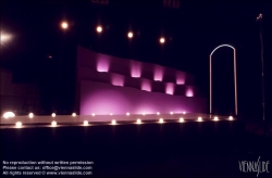 Viennaslide-78503206 Setdesign Triumph