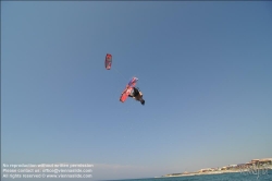 Viennaslide-92110139 Kitesurfing