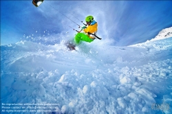 Viennaslide-92117047 Snowkite