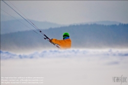 Viennaslide-92117049 Snowkite