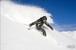 Viennaslide-93111387 Skiing in the Austrian Alps