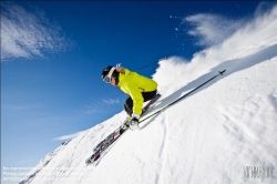 Viennaslide-93111396 Skiing
