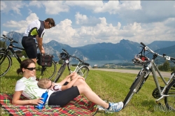 Viennaslide-97310206 Familie, Fahrrad - Family, Bicycle