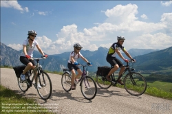 Viennaslide-97310210 Familie, Fahrrad - Family, Bicycle