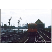1987-07-1x_Hamburg_U-Bahn_(06420916).jpg