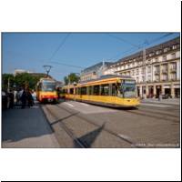 2002-08-14_Karlsruhe_HBF_(06476931).jpg